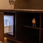 Golden Tulip Centre 4*