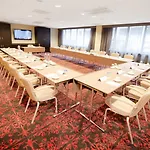 Hotel Golden Tulip Centre 4*