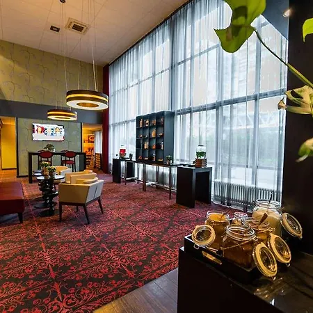 Hotel Golden Tulip Centre