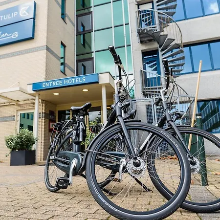 Golden Tulip Centre Hotel 4*