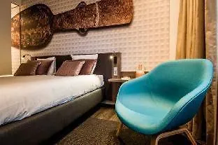 Golden Tulip Centre 4*