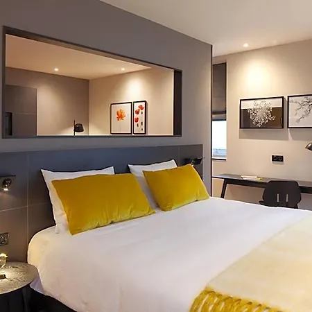 Golden Tulip Centre Hotel 4*