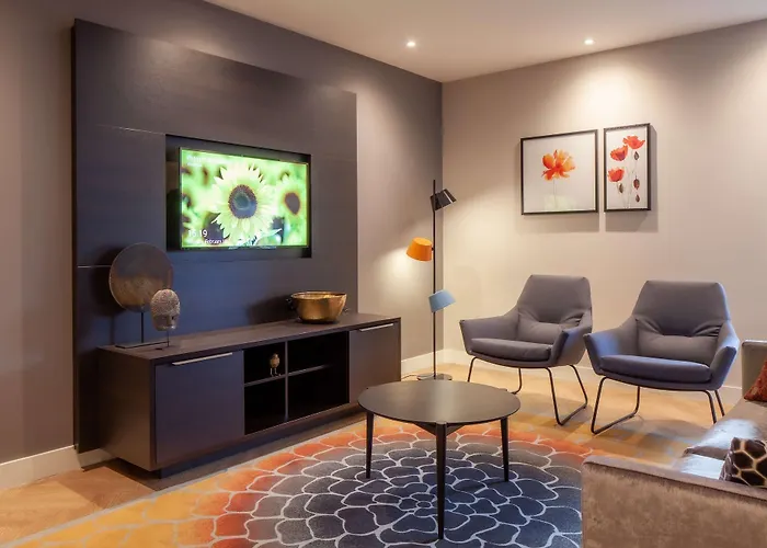 ホテル ゴールデン チューリップ センター 4*