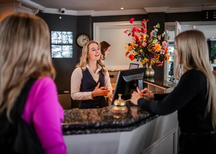 莱顿金色郁金香中心酒店