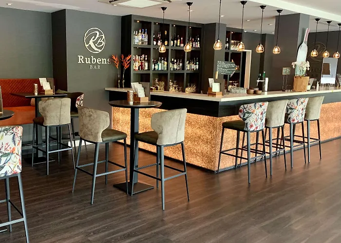 ゴールデン チューリップ センター 4*