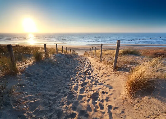 Hotel Golden Tulip Centre 4*