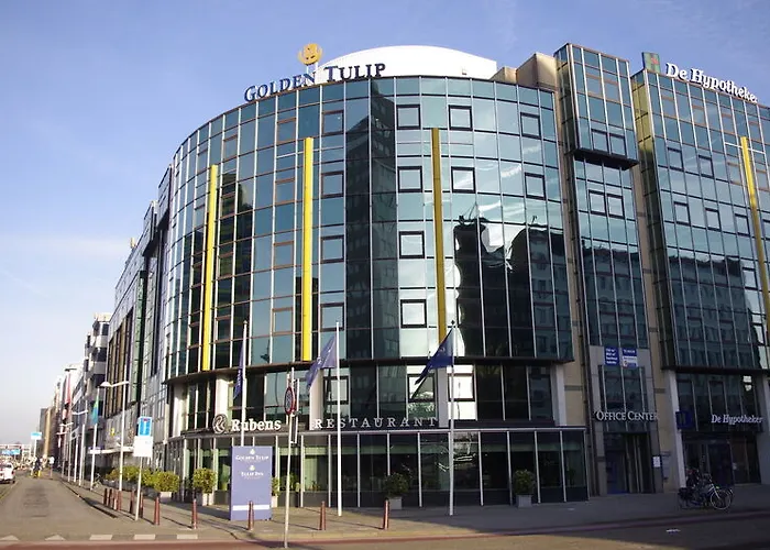 Hotel Golden Tulip Centre 4*