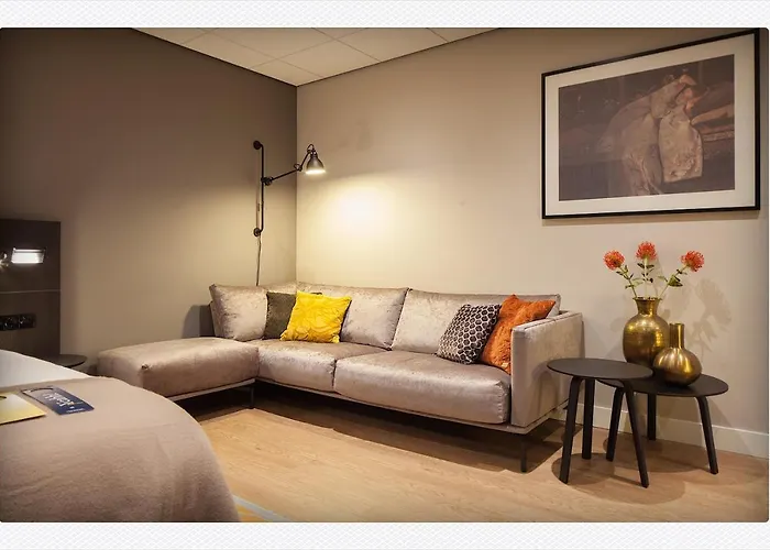 Golden Tulip Centre Hotel 4*