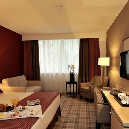 Szálloda Golden Tulip Centre